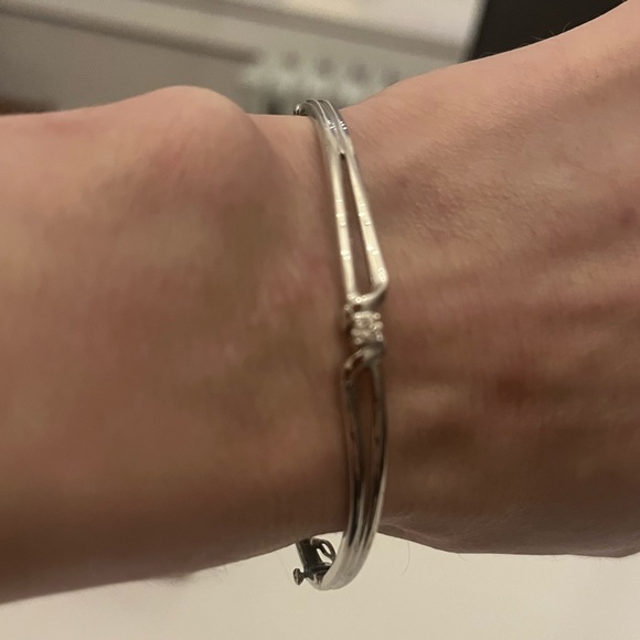 Diamond Bracelet - Picture 10 of 12